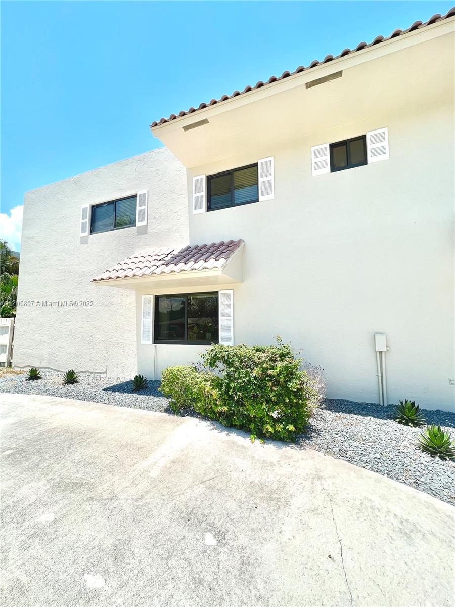 387 SE 17th Ave