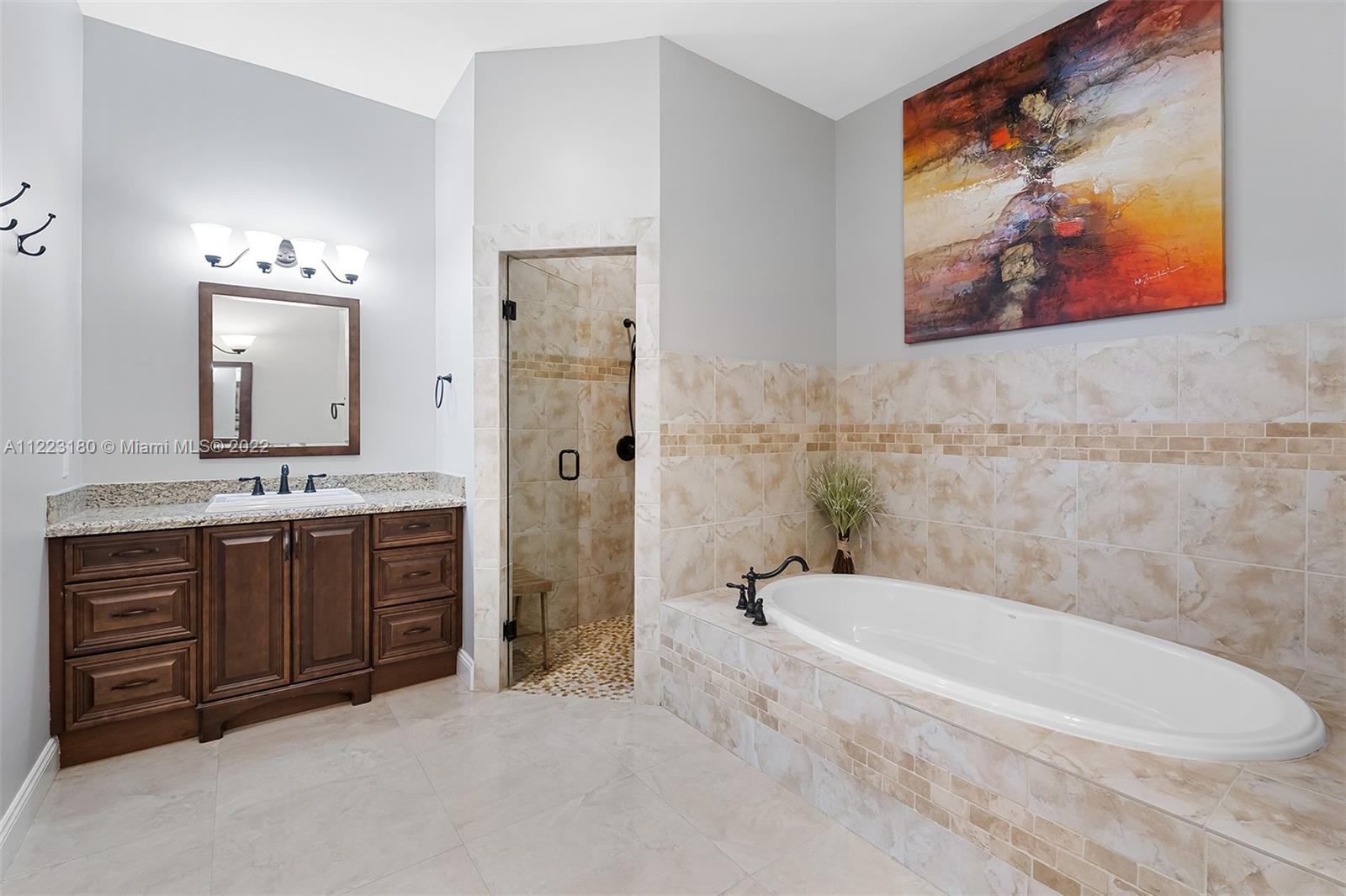 873 Ixora Ln