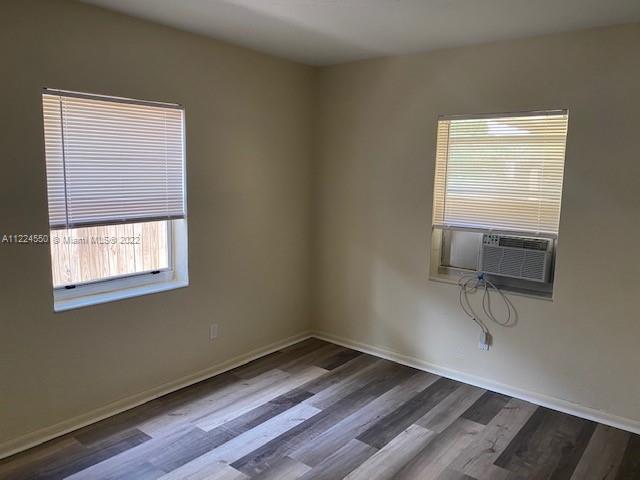 1142 NE 15th Ave Unit: B