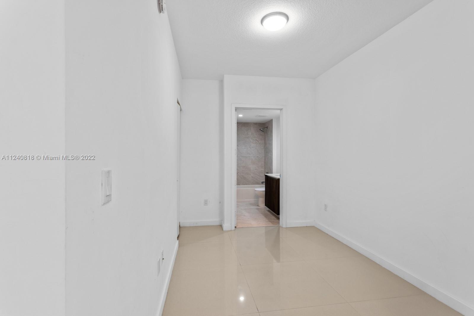 488 NE 18th St Unit: 1808