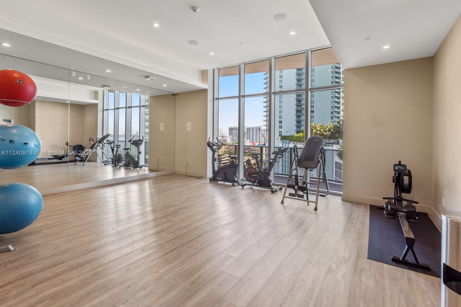 488 NE 18th St Unit: 1808