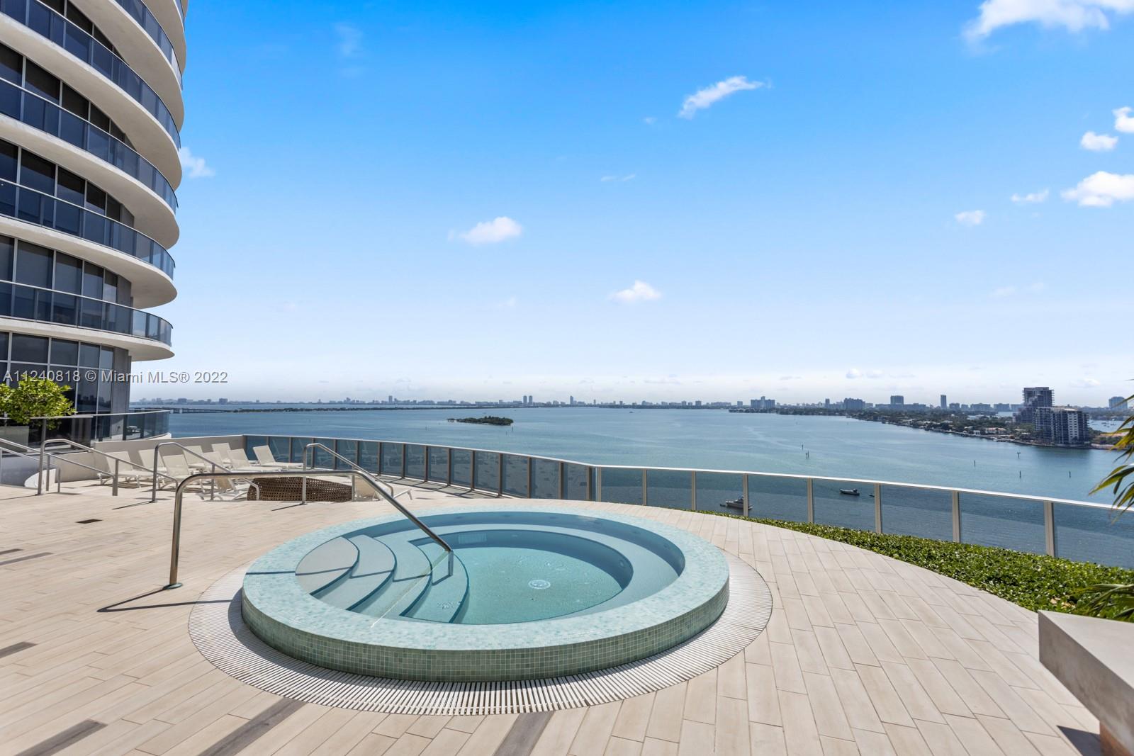488 NE 18th St Unit: 1808