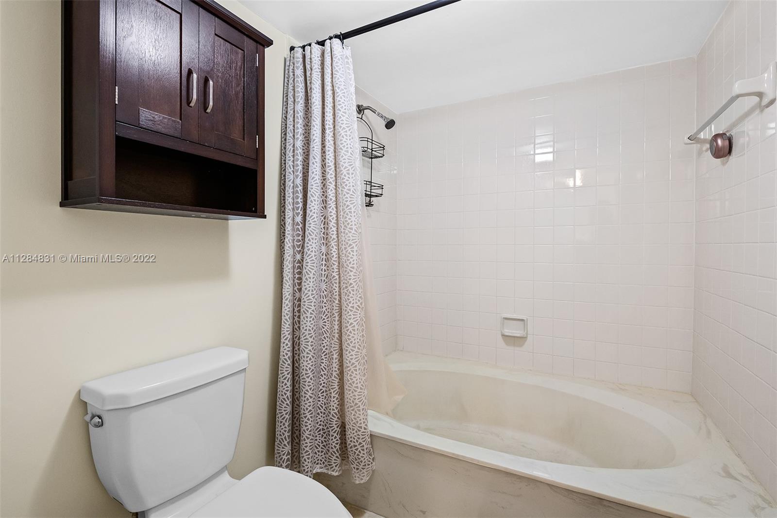 533 NW 98th Ave Unit: 533