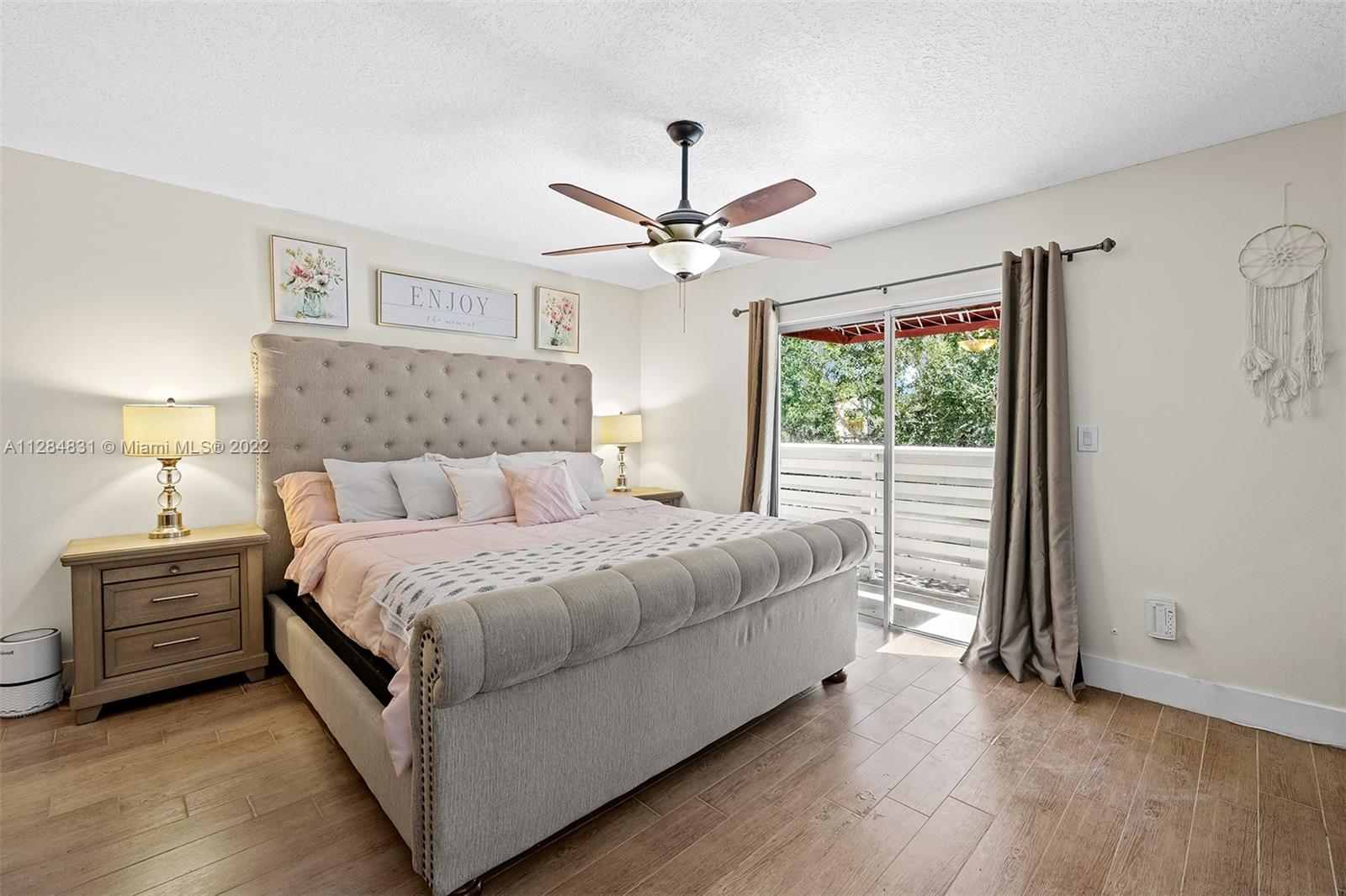 533 NW 98th Ave Unit: 533
