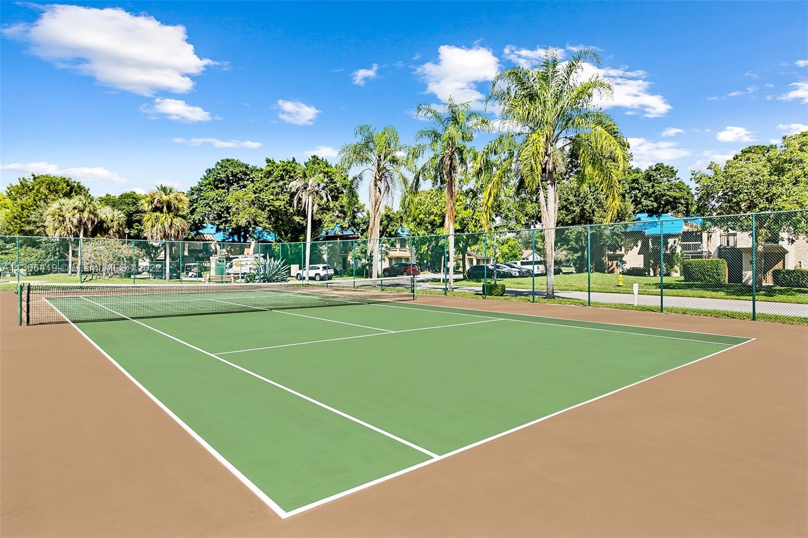 233 Wimbledon Lake Dr Unit: 233