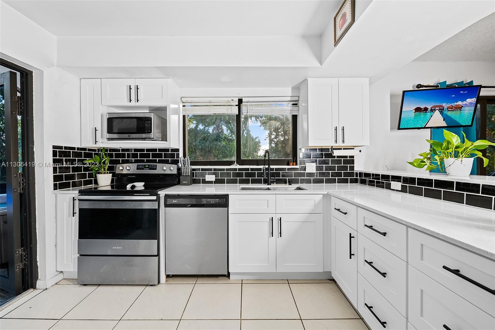 233 Wimbledon Lake Dr Unit: 233