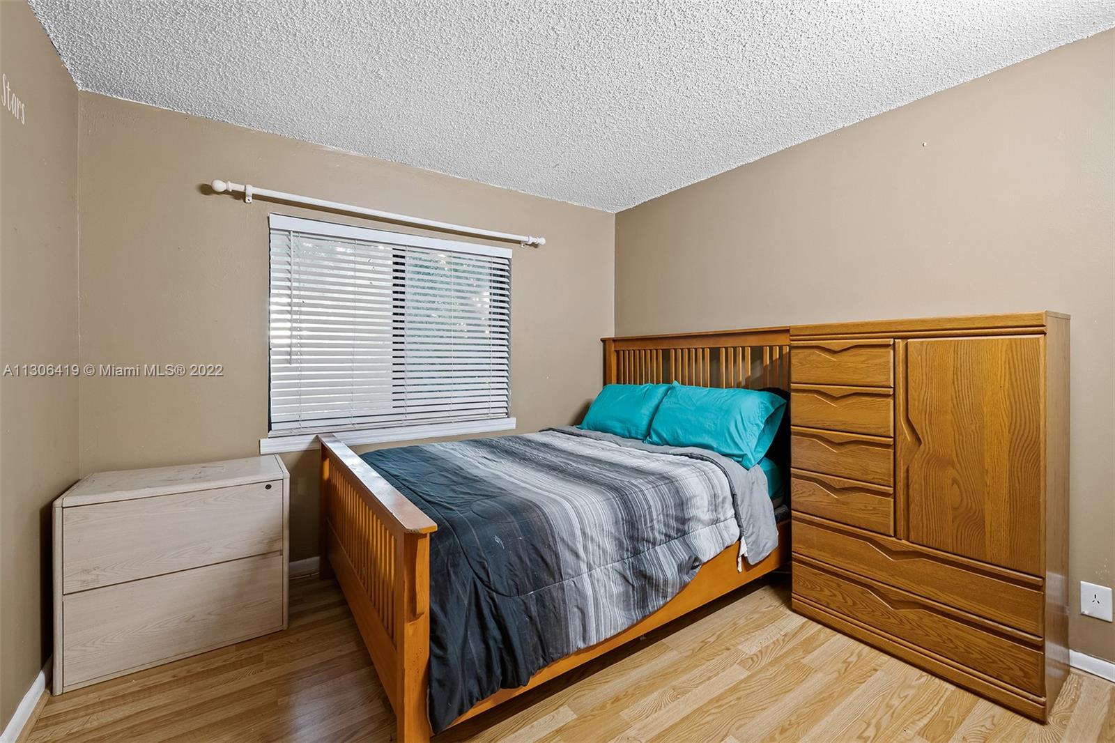 233 Wimbledon Lake Dr Unit: 233