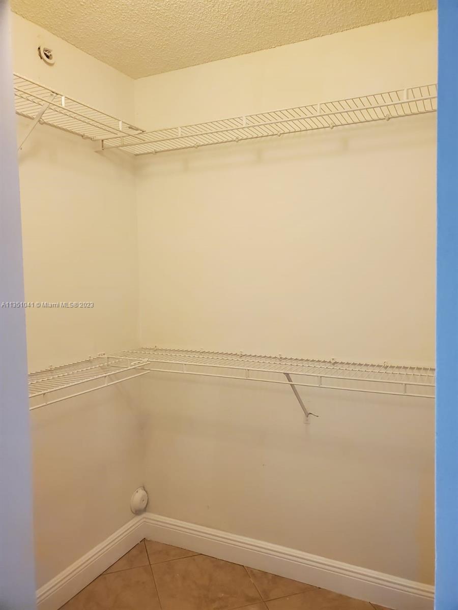 165 NW 96th Ter Unit: 3-101