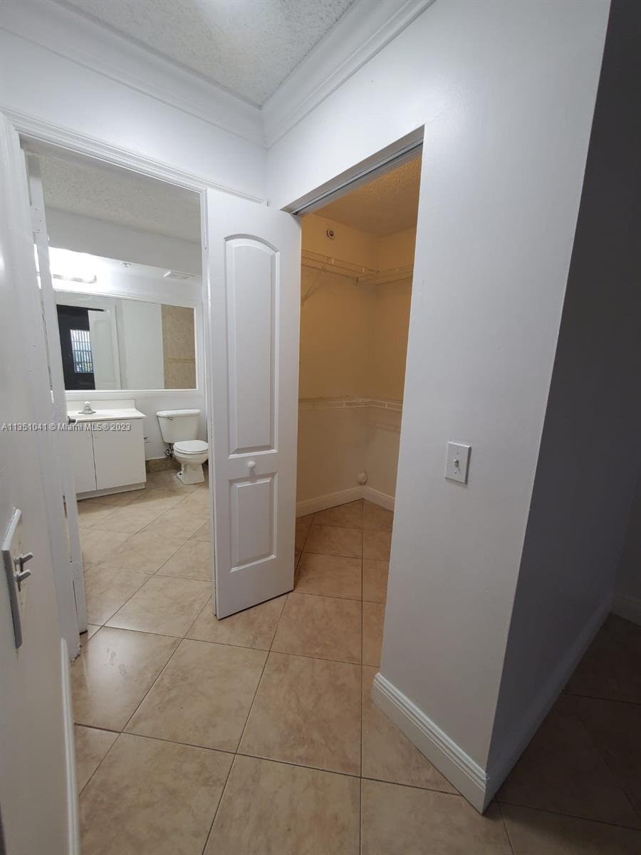 165 NW 96th Ter Unit: 3-101