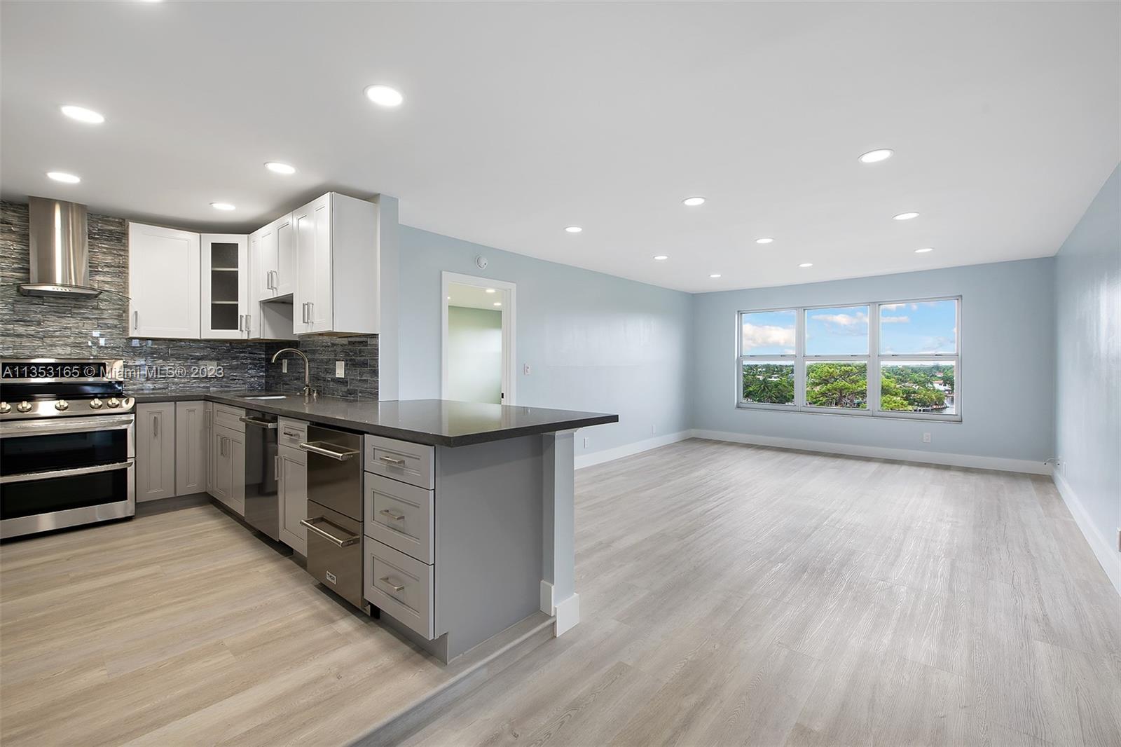 1881 Middle River Dr Unit: 706