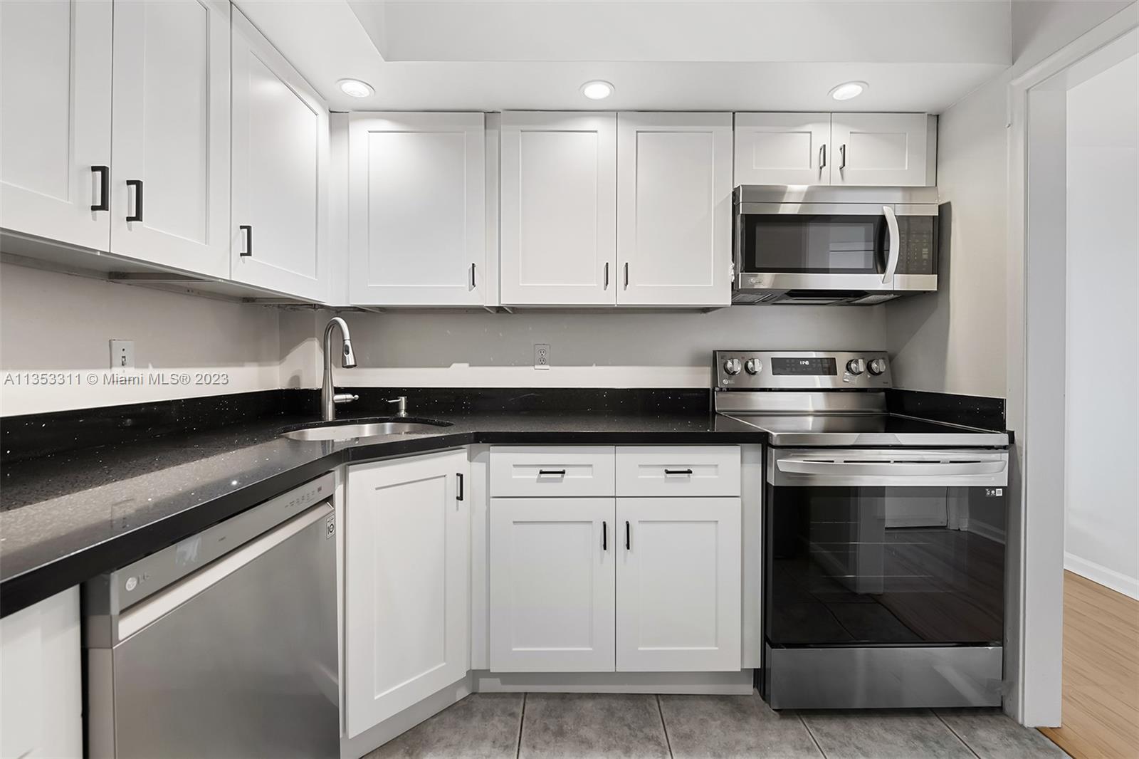 1881 Middle River Dr Unit: 705