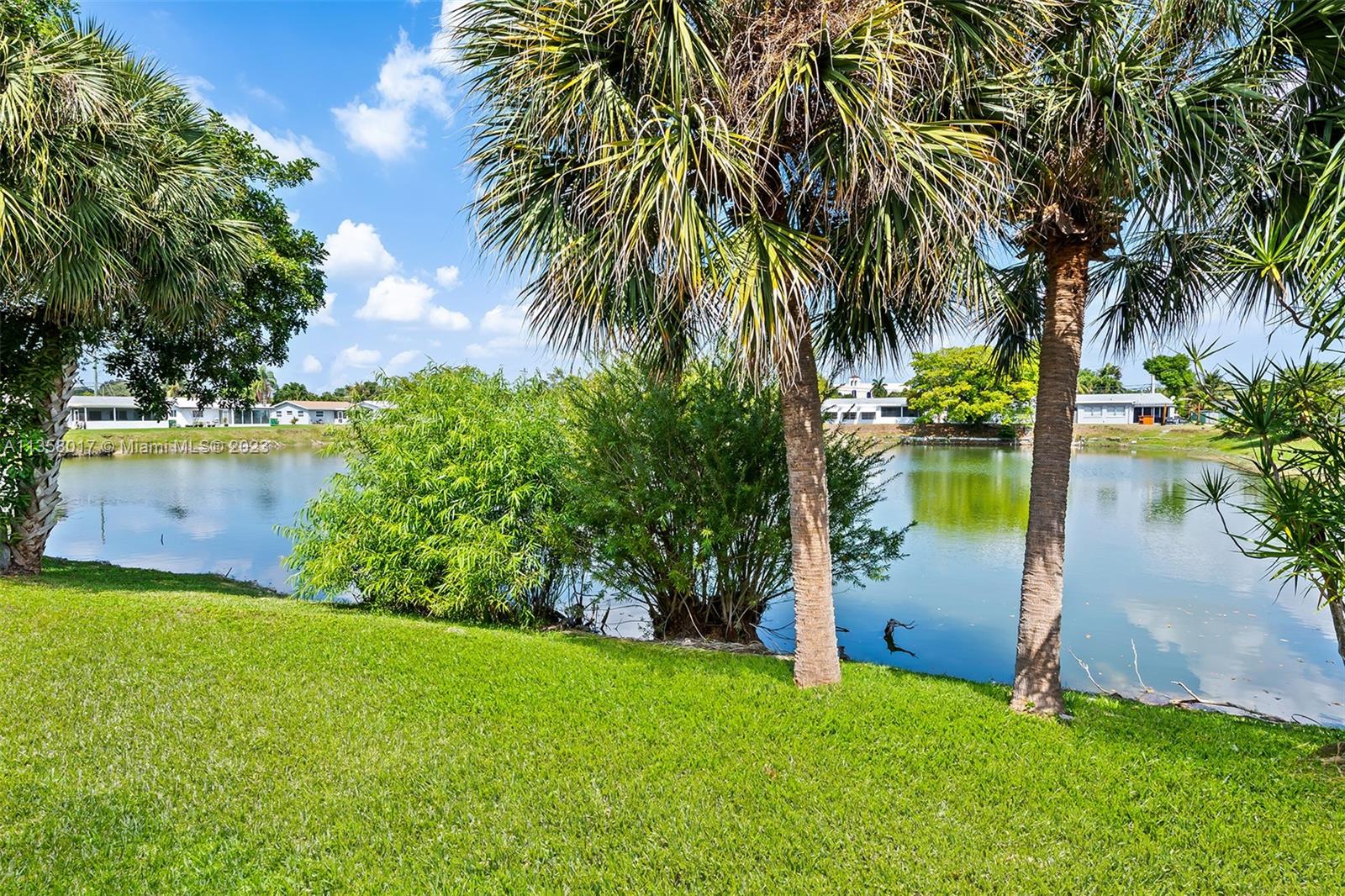 2689 Oak Tree Dr