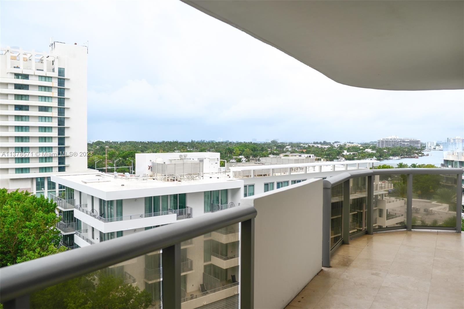 6039 Collins Ave Unit: 937