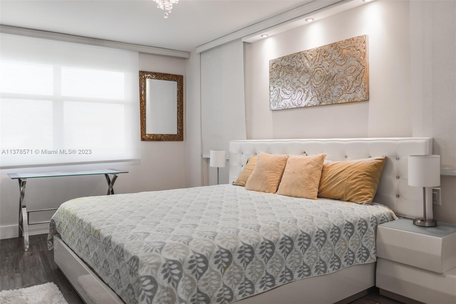 6039 Collins Ave Unit: 937