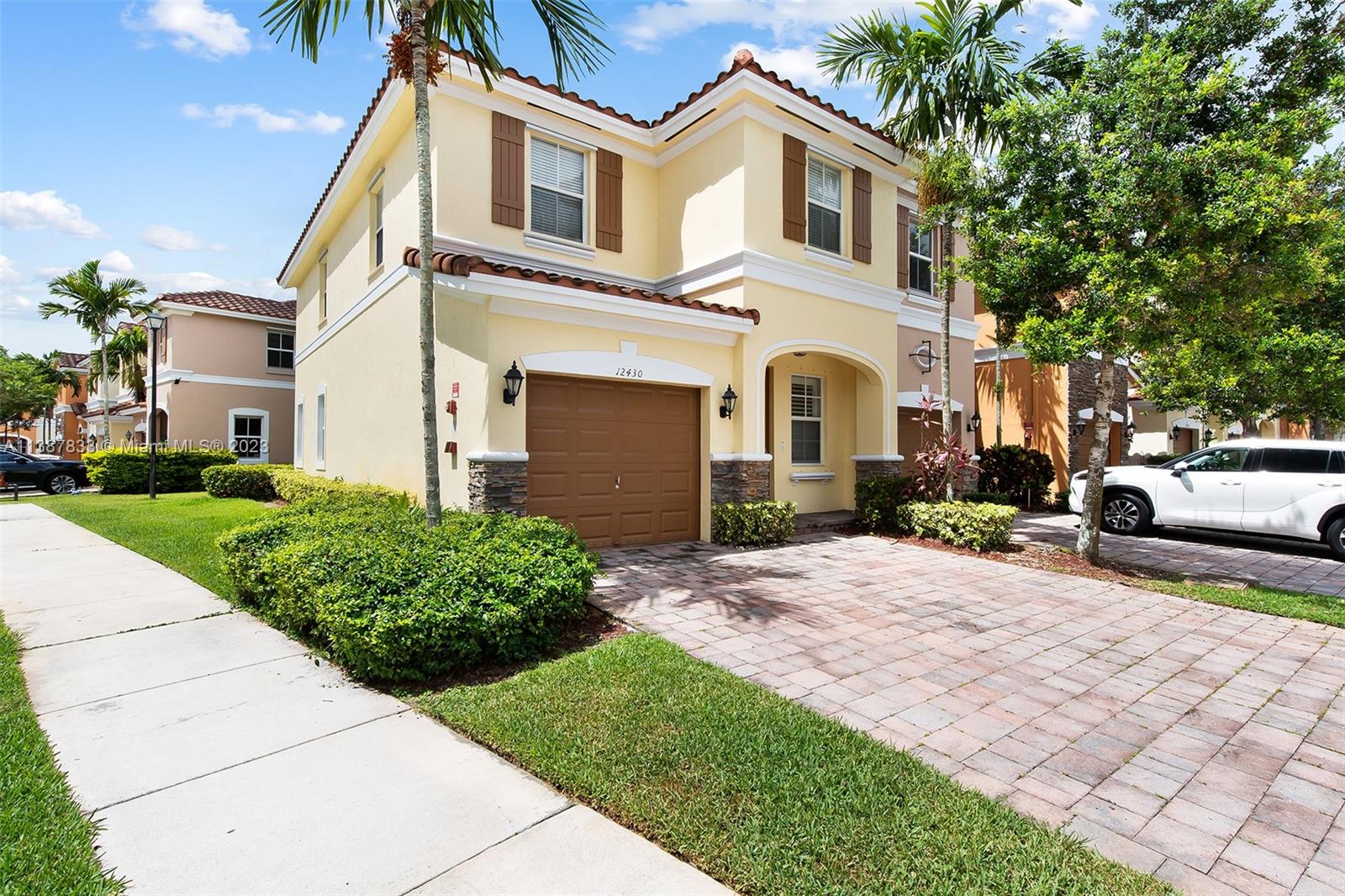 12430 Emerald Creek Mnr
