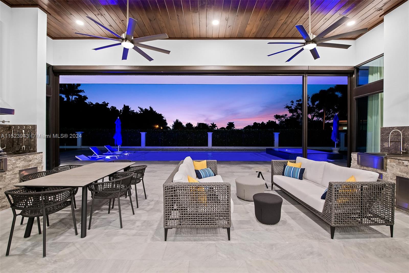 2610 Oak Park Dr