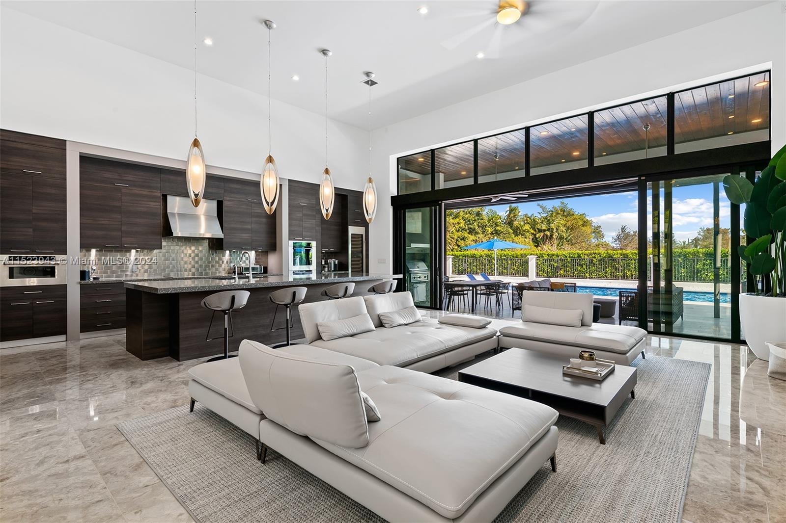 2610 Oak Park Dr