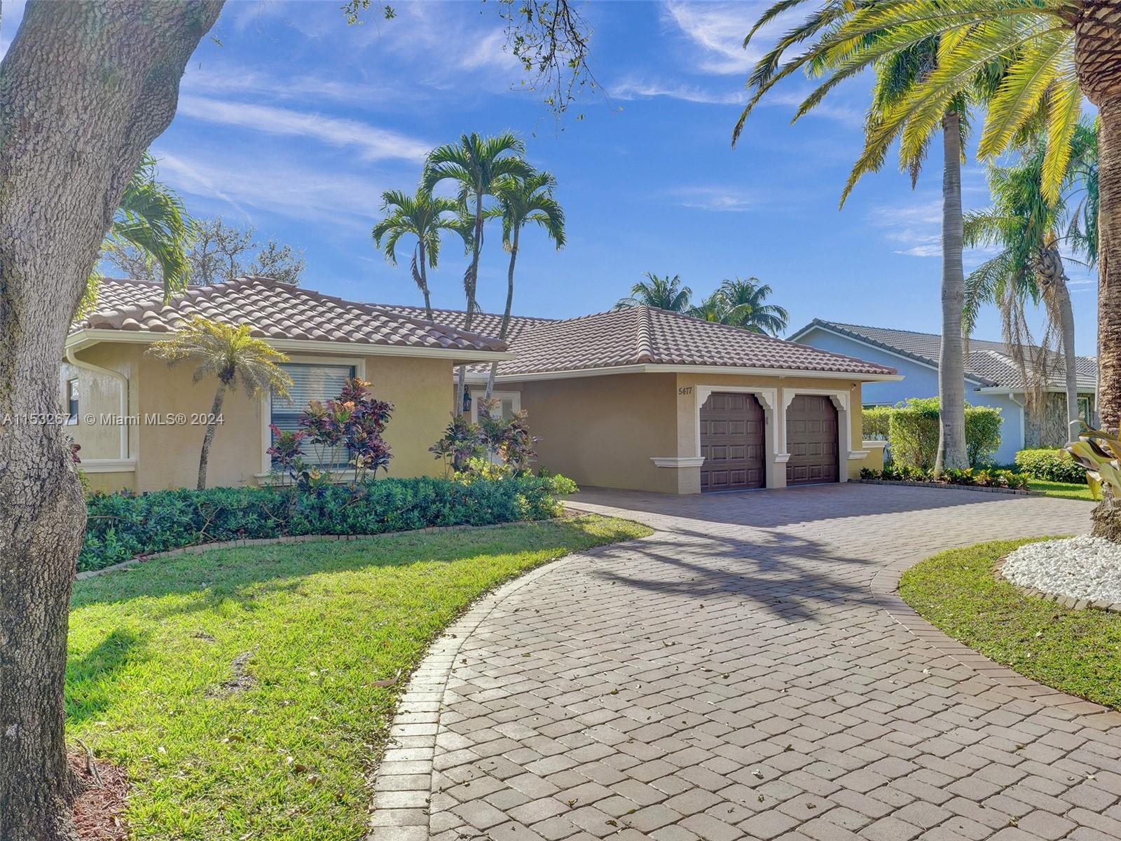 5477 NW 88th Ter