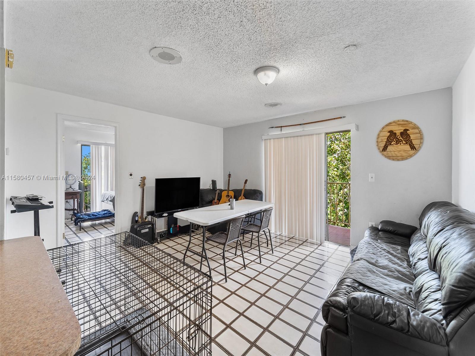309 S Royal Poinciana Blvd # 401