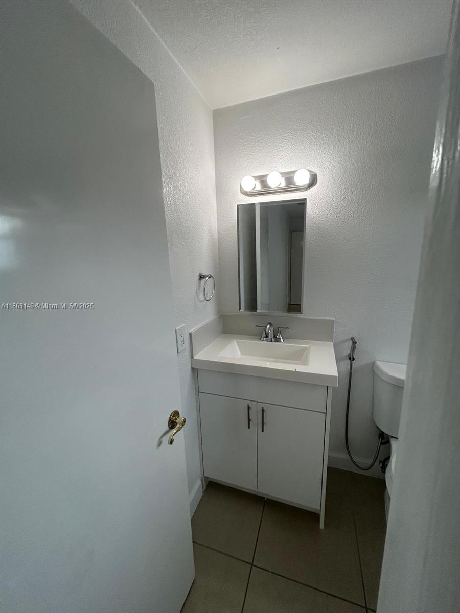 1200 SW 30th Ave # 1200