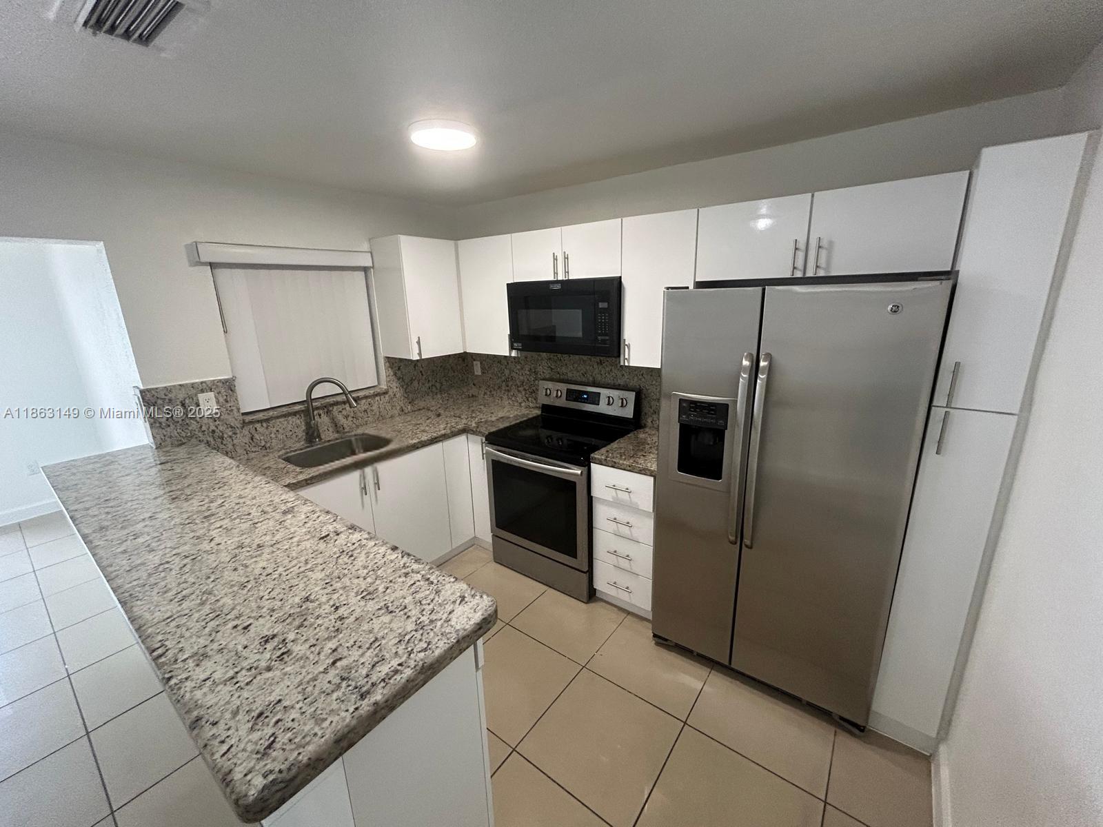 1200 SW 30th Ave # 1200