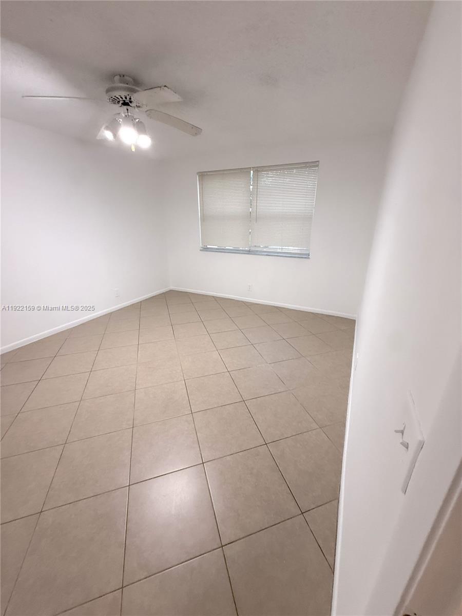 8851 Wiles Rd # 204