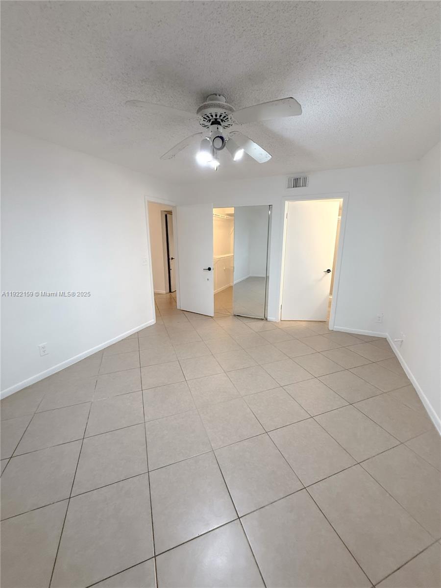 8851 Wiles Rd # 204