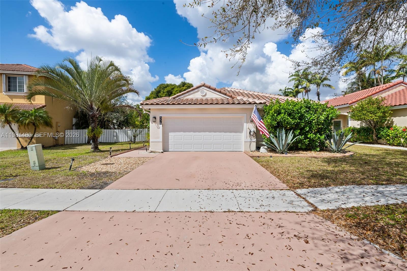 334 SW 194th Ave