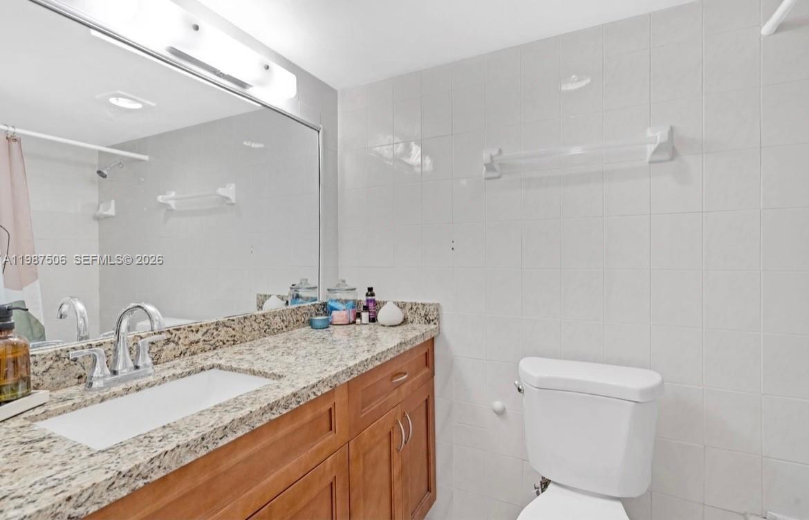 9240 Fontainebleau Blvd # 506
