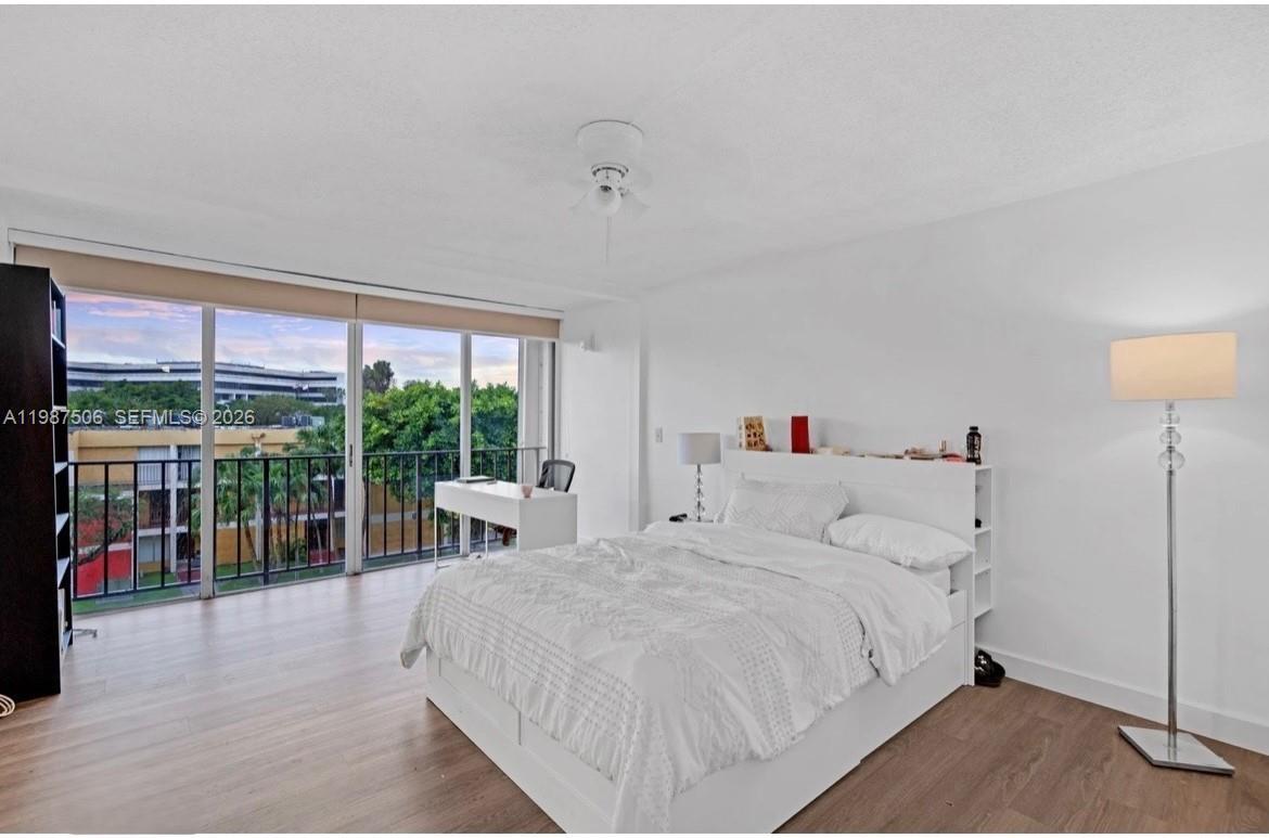 9240 Fontainebleau Blvd # 506