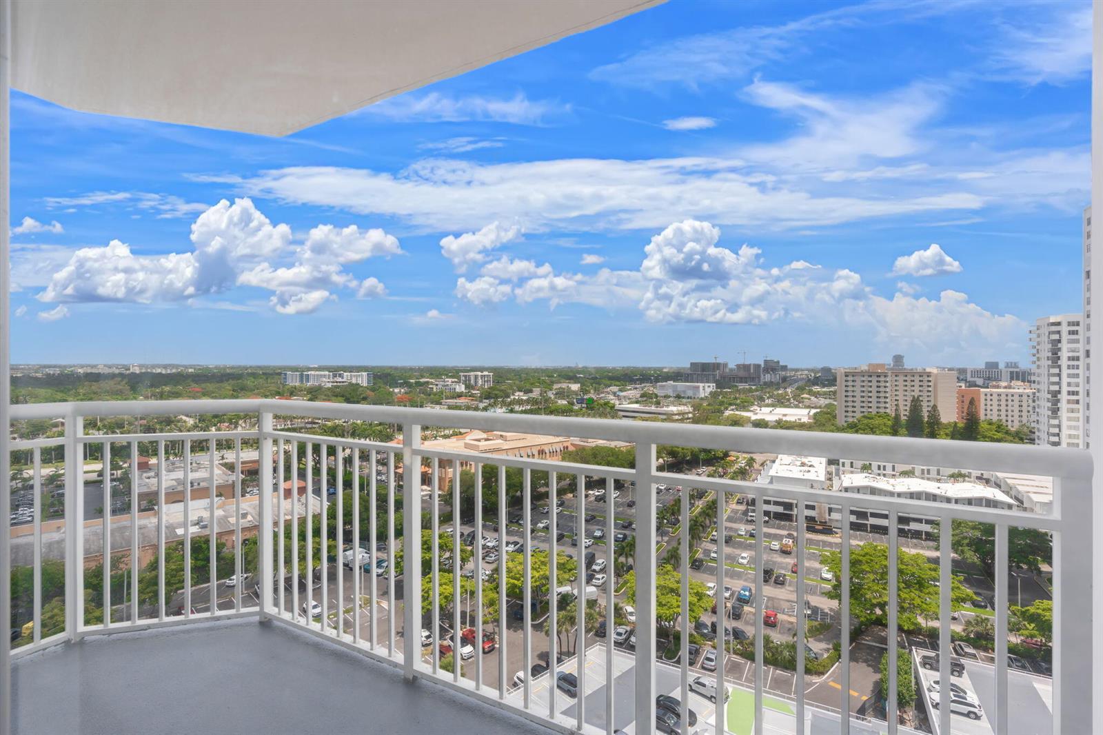 18011 Biscayne Boulevard # 1 Unit: 1704-1