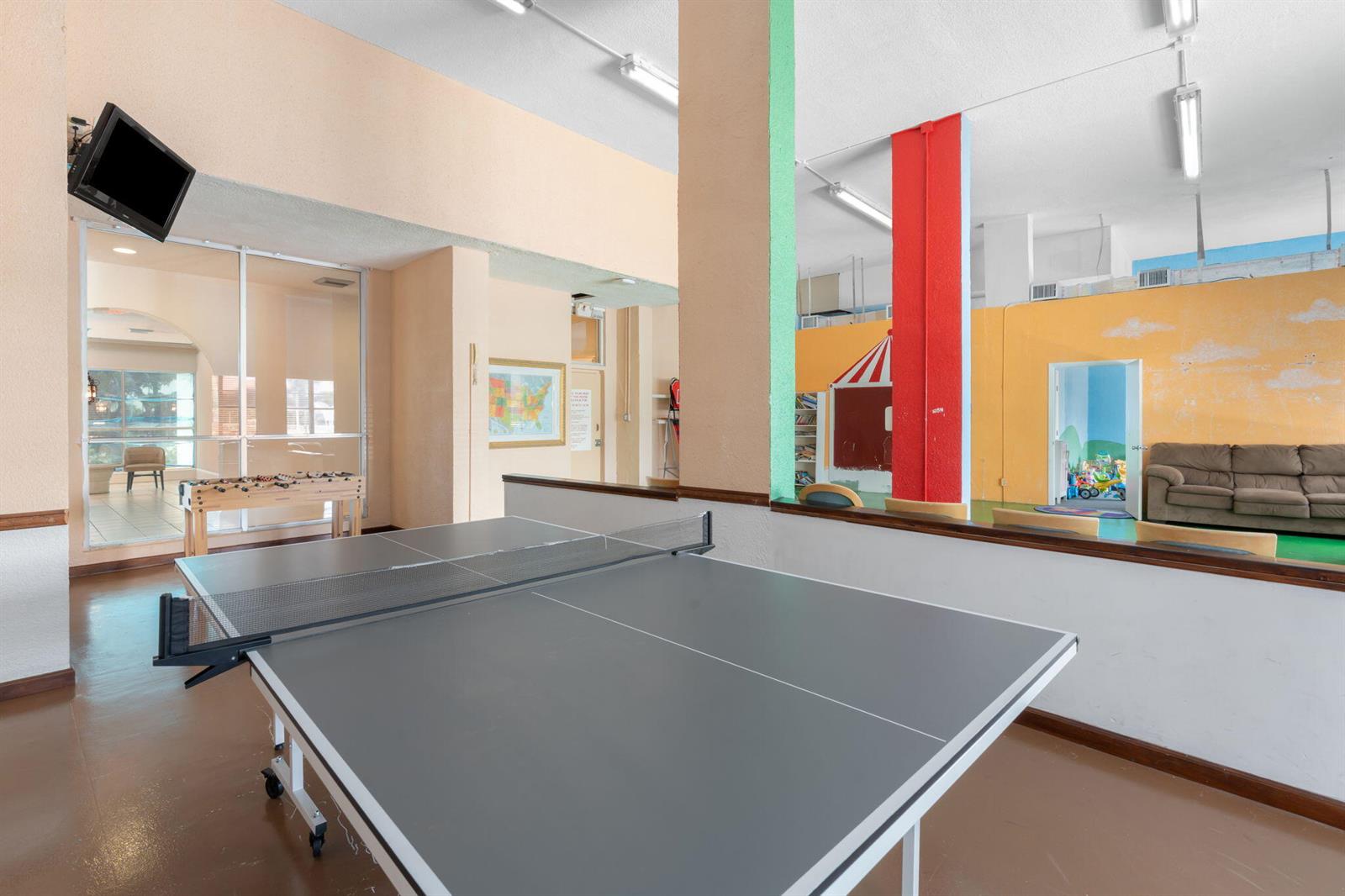 18011 Biscayne Boulevard # 1 Unit: 1704-1