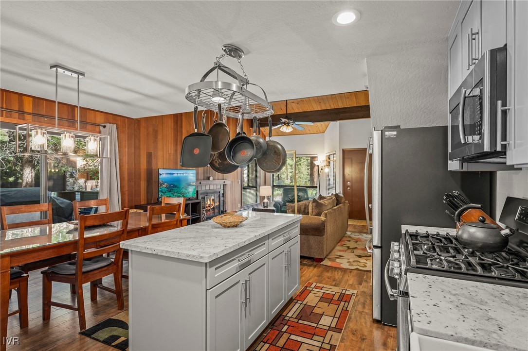 136 Juanita Drive 8