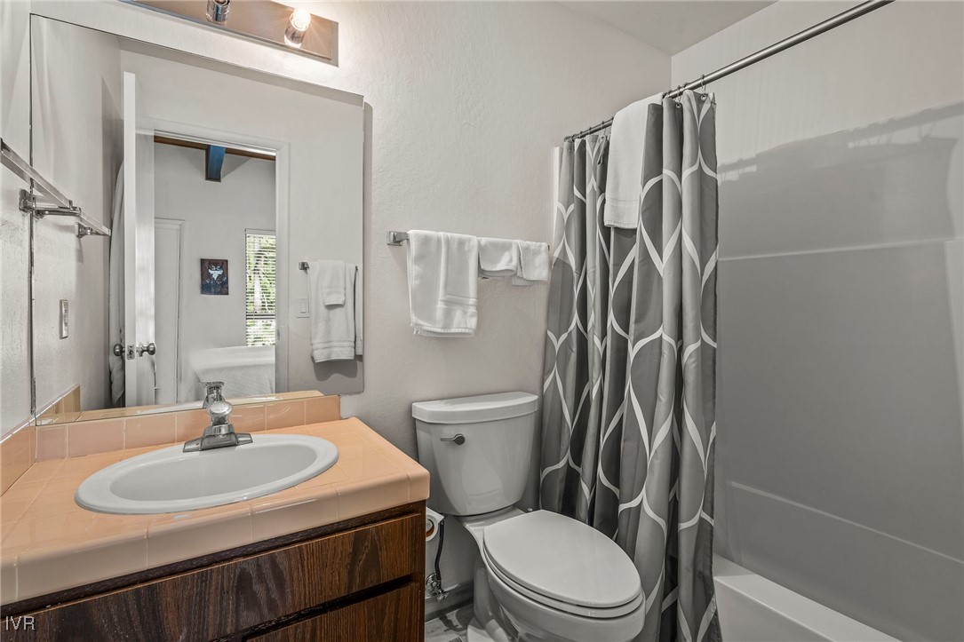 136 Juanita Drive 8