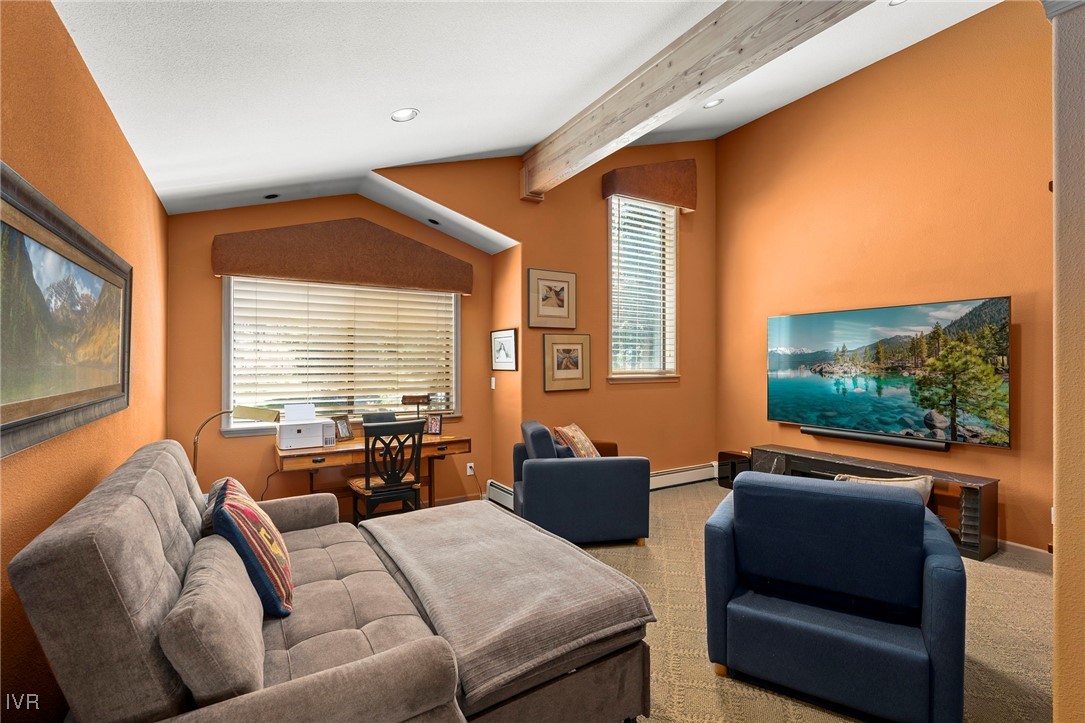 637 Lariat Circle 1