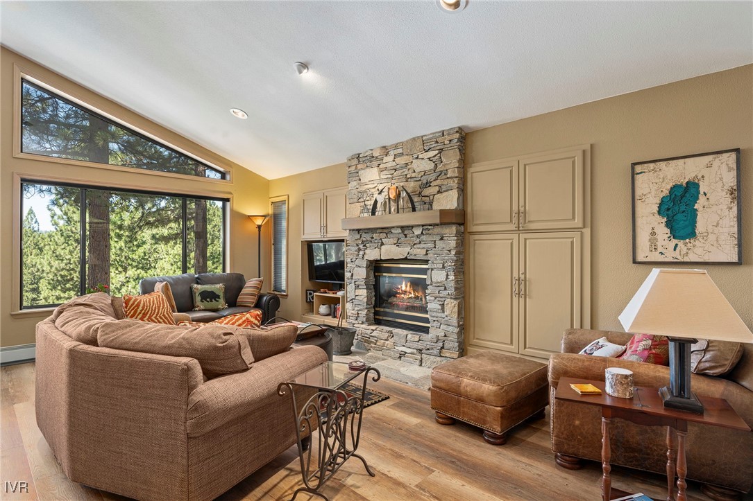 637 Lariat Circle 1