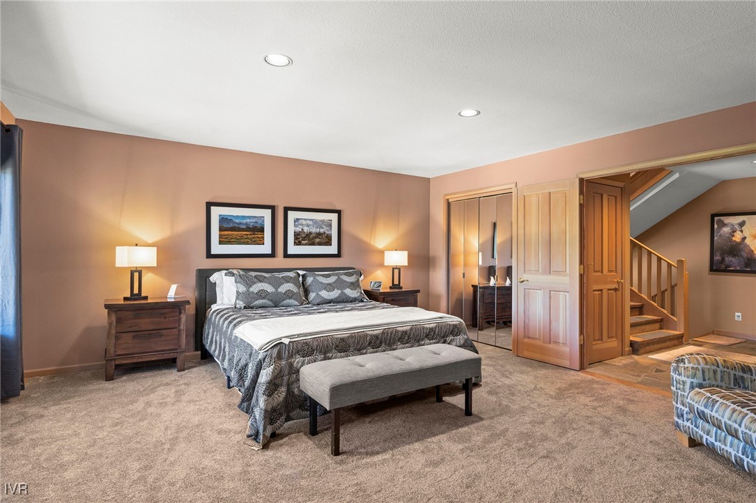637 Lariat Circle 1