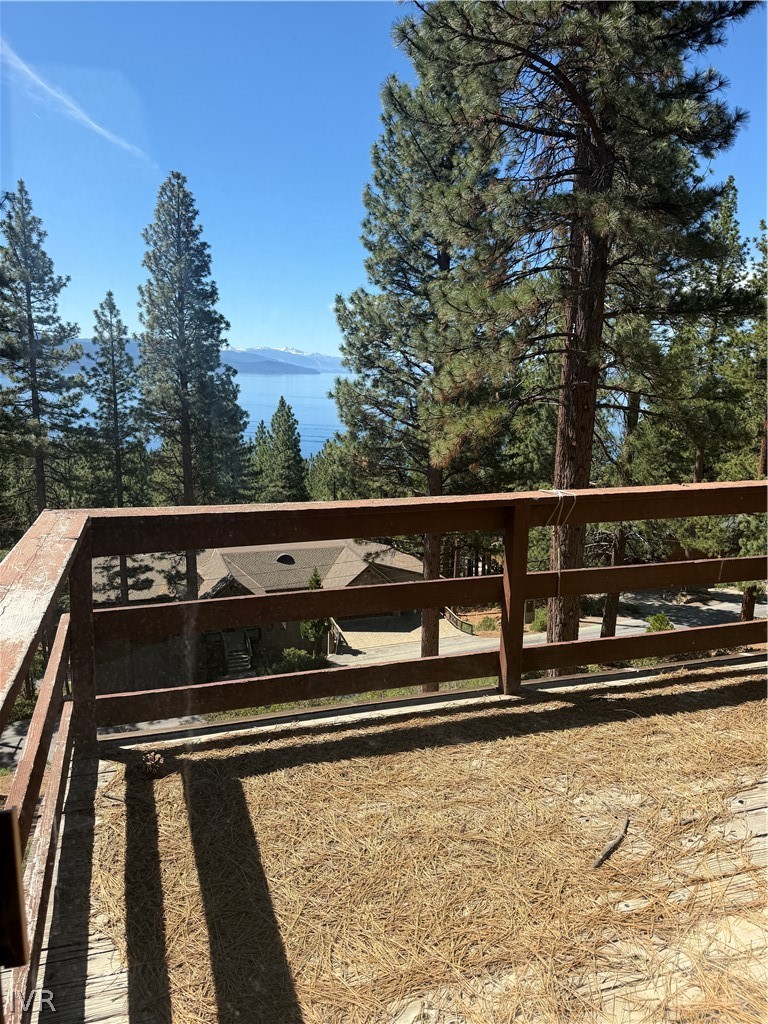 557 Knotty Pine Drive