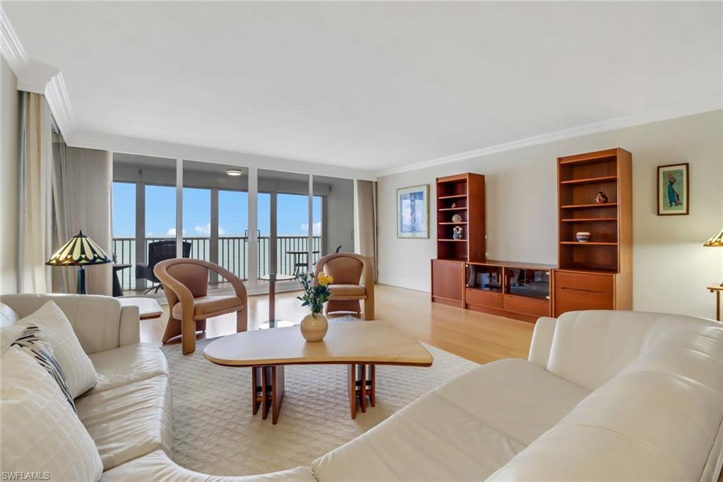 10691 Gulf Shore DR # 1400