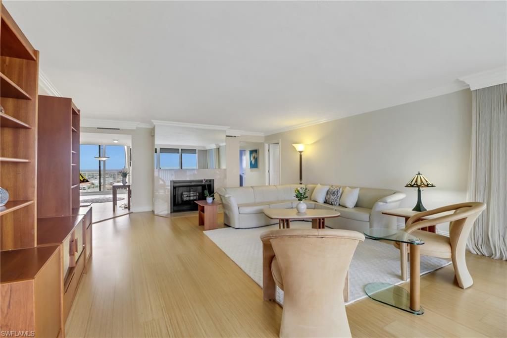 10691 Gulf Shore DR # 1400