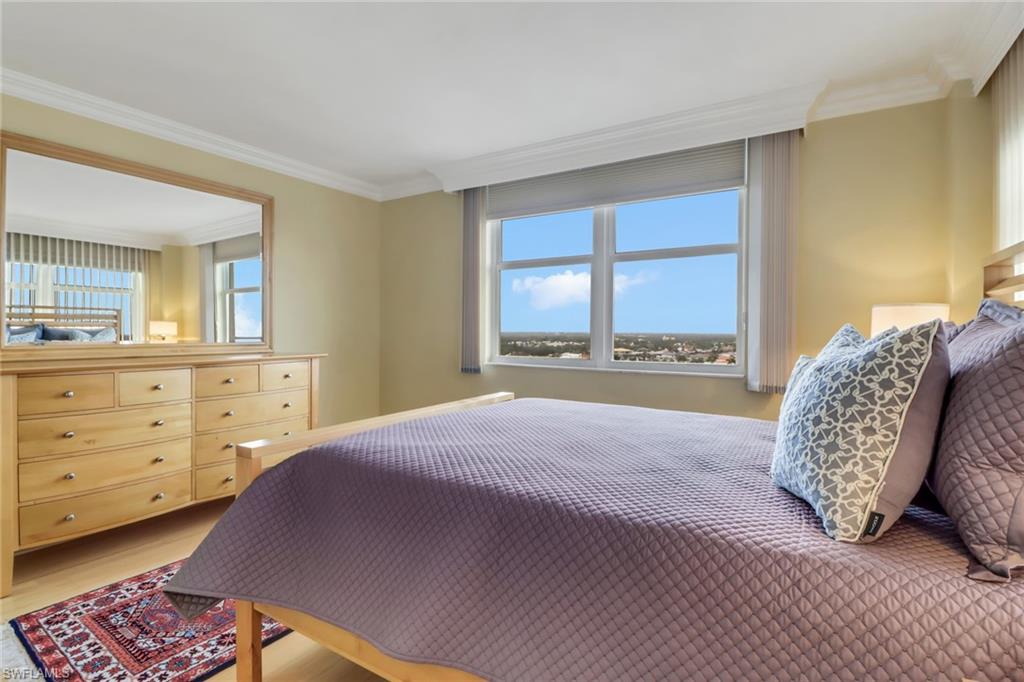 10691 Gulf Shore DR # 1400