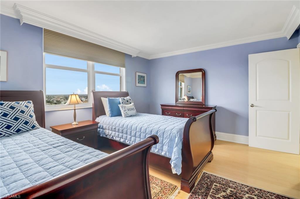 10691 Gulf Shore DR # 1400