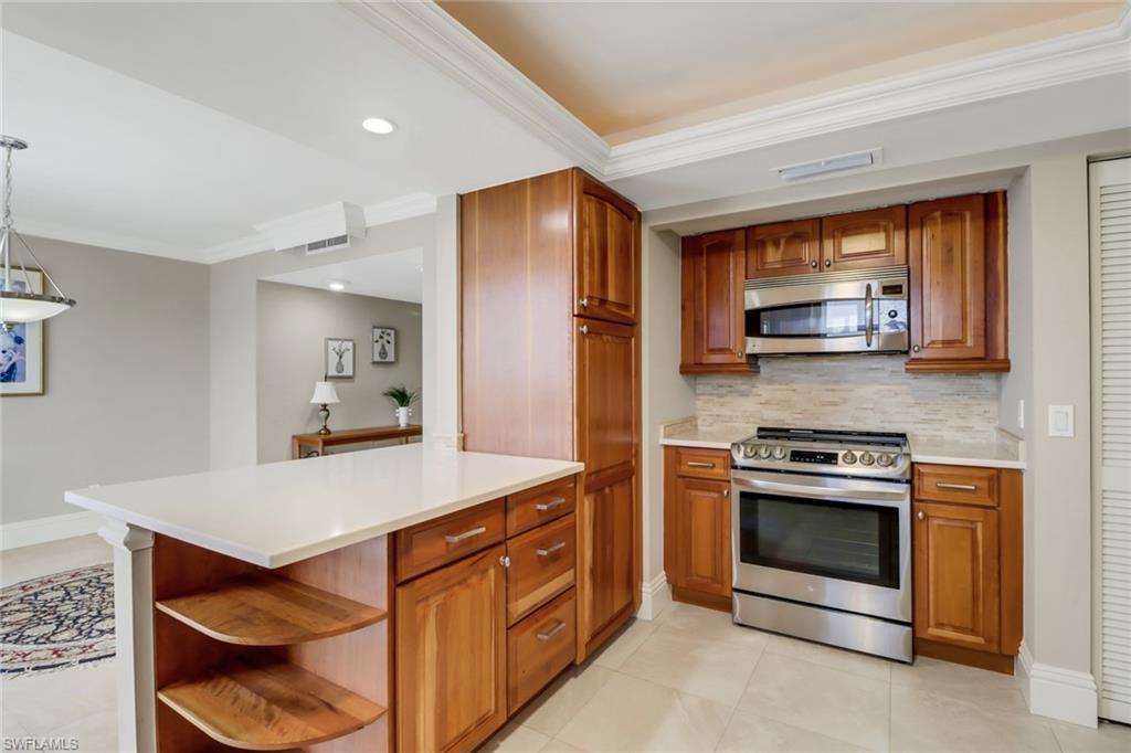 10691 Gulf Shore DR # 1400