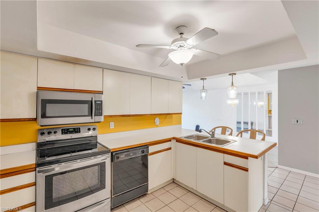 220 Deerwood CIR # 2 Unit: 7-7-2