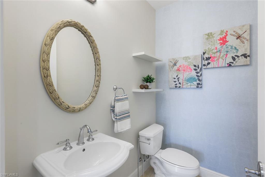 558 Avellino Isles CIR 14102