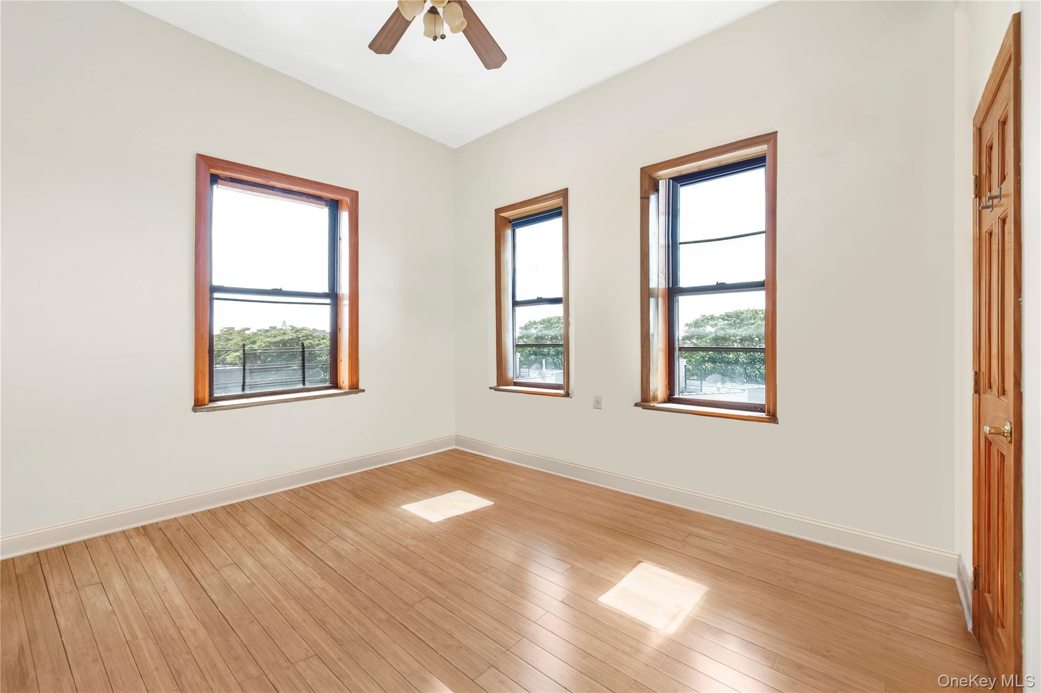 2913 Foster Avenue Unit: 6G