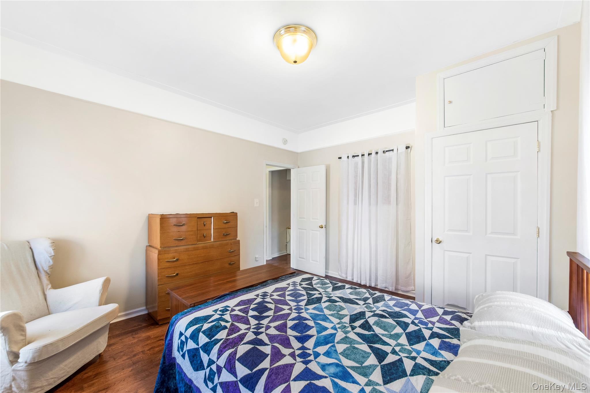 2913 Foster Avenue Unit: 3D