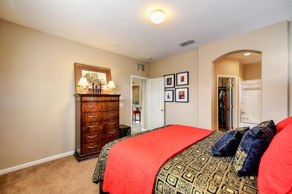 7515 Sheldon Road Unit: 26102