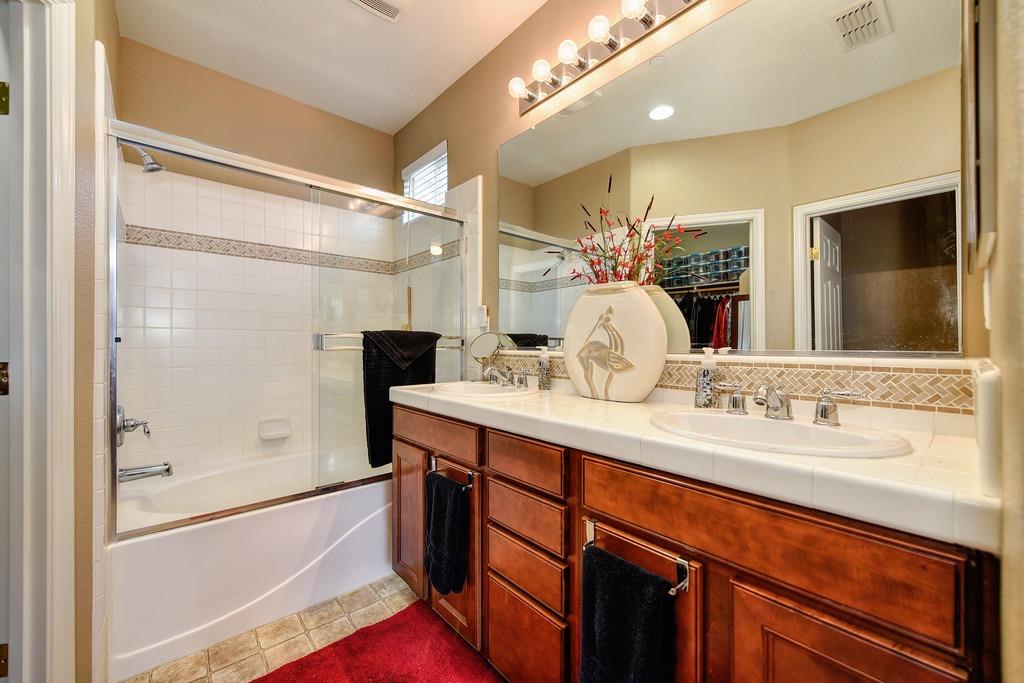 7515 Sheldon Road Unit: 26102