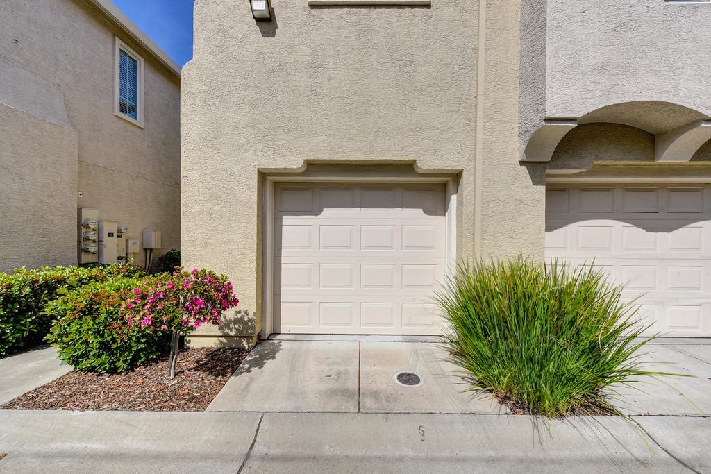 7515 Sheldon Road Unit: 26102